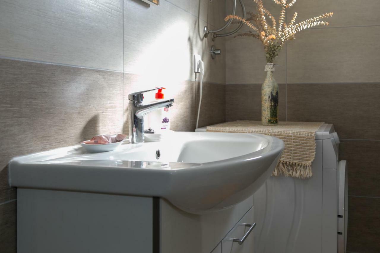 Apartman Lori โอโทชาส ภายนอก รูปภาพ