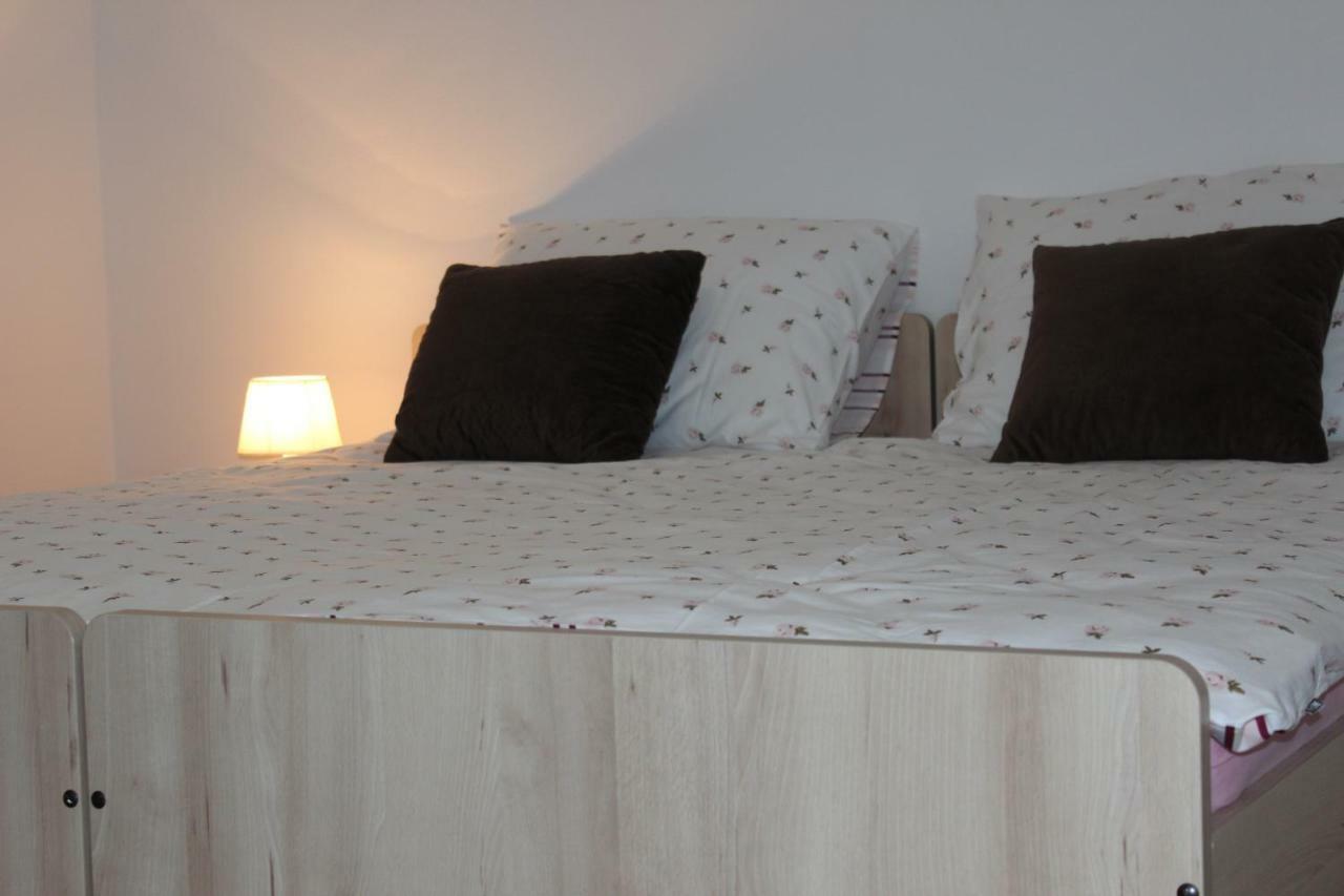 Apartman Lori โอโทชาส ภายนอก รูปภาพ
