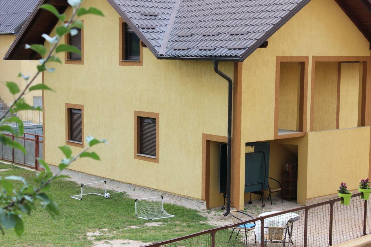 Apartman Lori โอโทชาส ภายนอก รูปภาพ